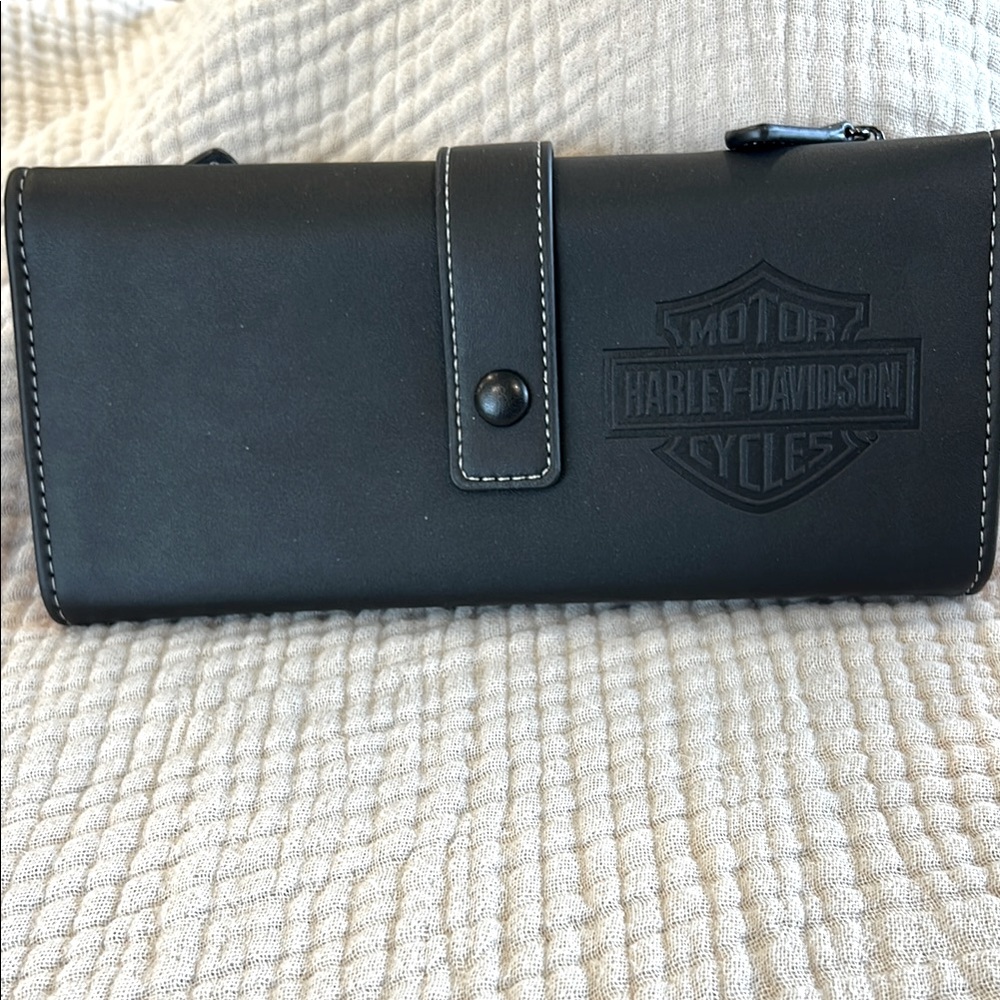 HARLEY -DAVIDSON Trifold Tech/Cord Wallet-NEW without Tags